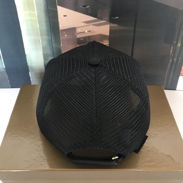 ブランド帽子側面デザイン